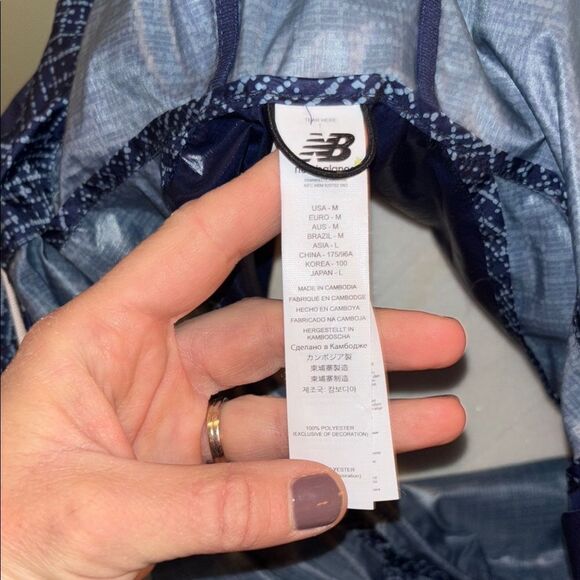 New Balance Black and Gray Hooded light weight Jacket with Reflective Accents - Picture 7 of 11